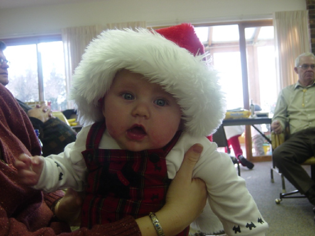 2004-12-12 -Christmas-Brady-Home-10.JPG